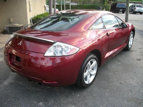 Mitsubishi Eclipse 2007 photo 2