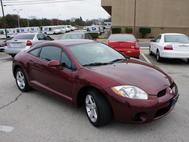 Mitsubishi Eclipse 2007 photo 2