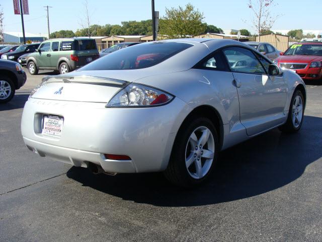Mitsubishi Eclipse 2007 photo 4