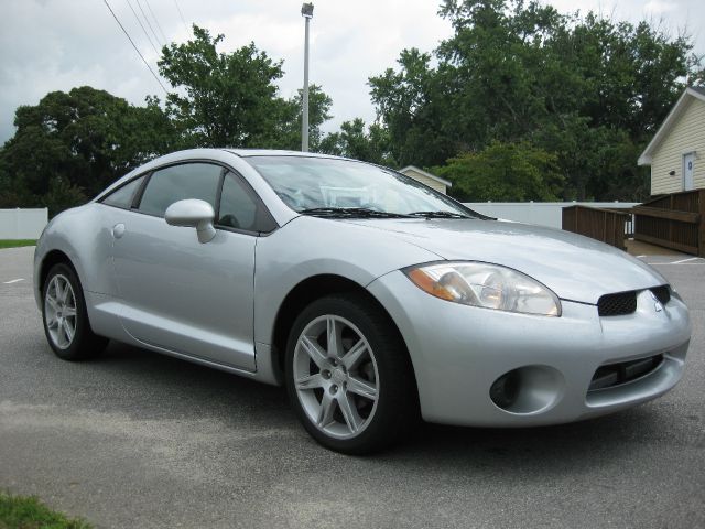 Mitsubishi Eclipse 2007 photo 3