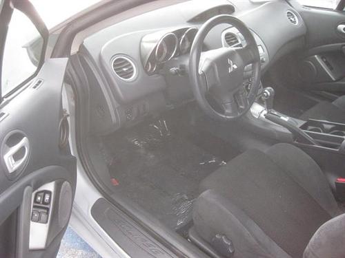 Mitsubishi Eclipse 2007 photo 2