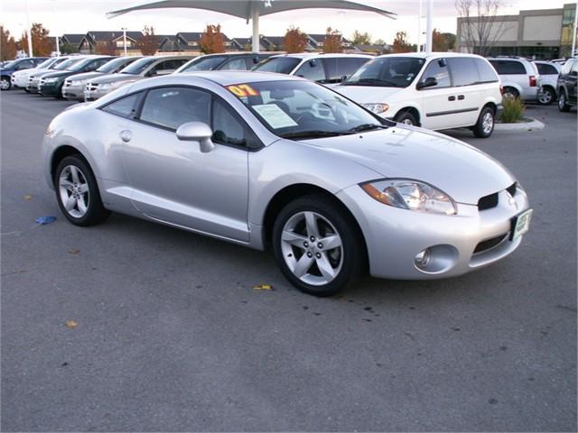 Mitsubishi Eclipse 2007 photo 2
