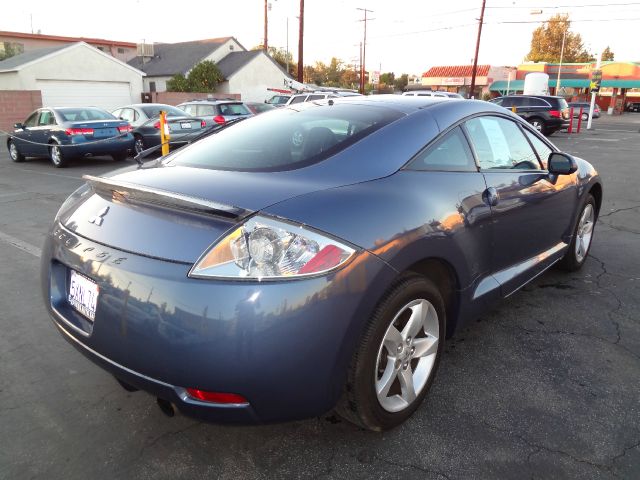 Mitsubishi Eclipse 2007 photo 3