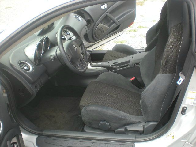 Mitsubishi Eclipse 2007 photo 2