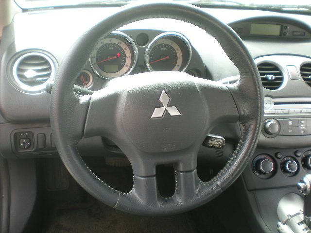 Mitsubishi Eclipse 2007 photo 4