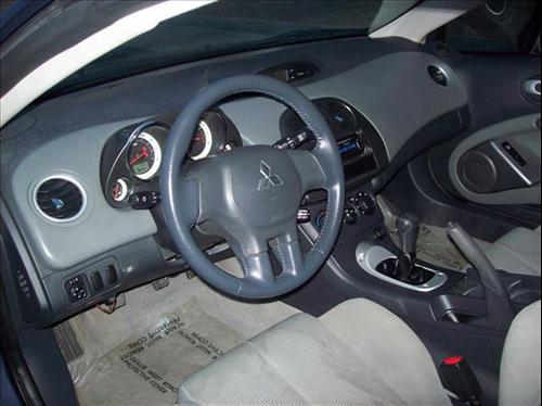 Mitsubishi Eclipse 2007 photo 5