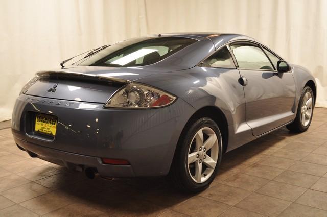 Mitsubishi Eclipse 2007 photo 3