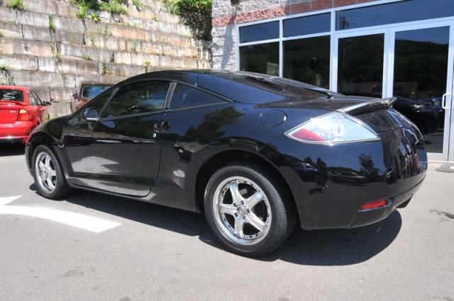 Mitsubishi Eclipse 2007 photo 2