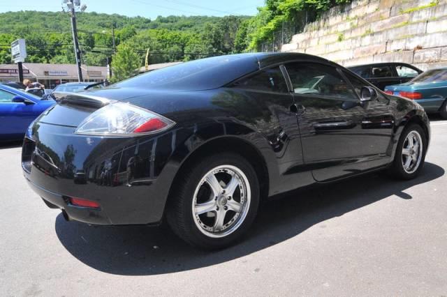 Mitsubishi Eclipse 2007 photo 3