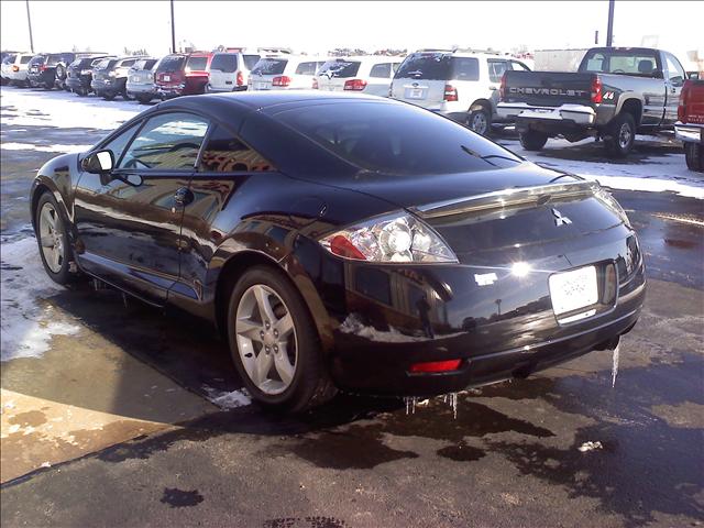 Mitsubishi Eclipse 2007 photo 2