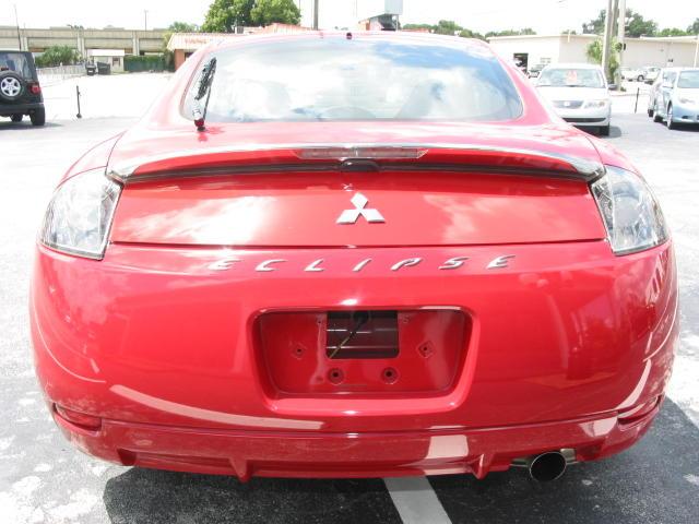 Mitsubishi Eclipse 2007 photo 4