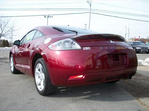 Mitsubishi Eclipse 2007 photo 2