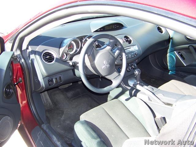 Mitsubishi Eclipse 2007 photo 2
