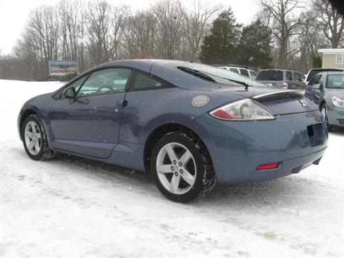 Mitsubishi Eclipse 2007 photo 2