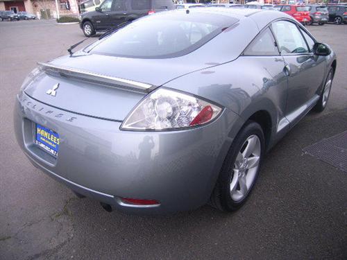 Mitsubishi Eclipse 2007 photo 3