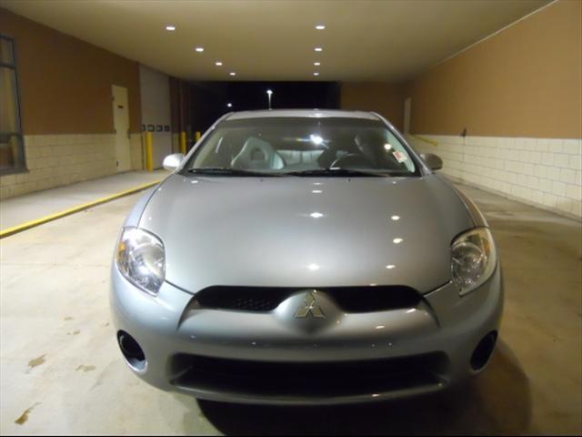Mitsubishi Eclipse 2007 photo 3