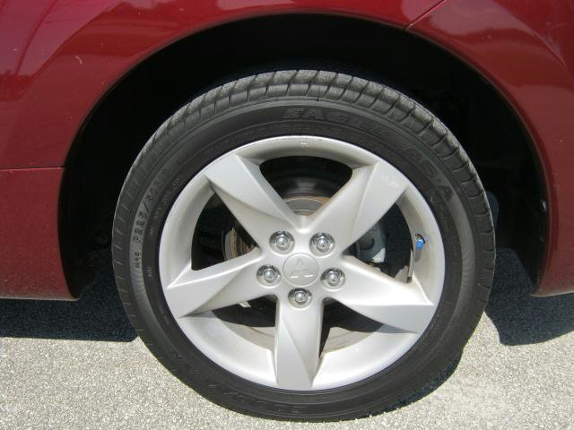 Mitsubishi Eclipse 2007 photo 4