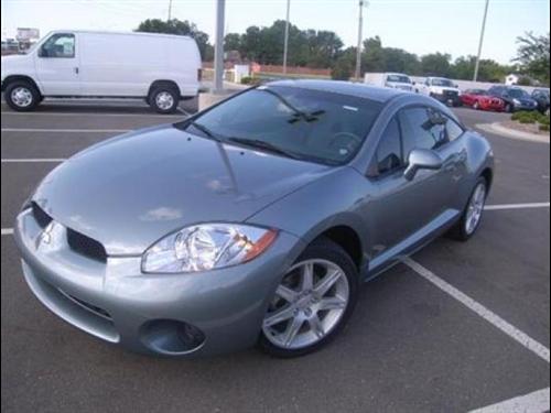 Mitsubishi Eclipse 2007 photo 2