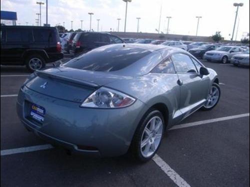 Mitsubishi Eclipse 2007 photo 4