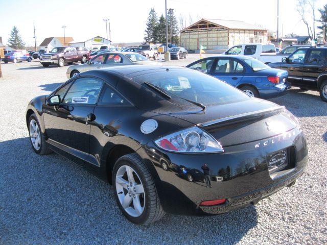 Mitsubishi Eclipse 2007 photo 2