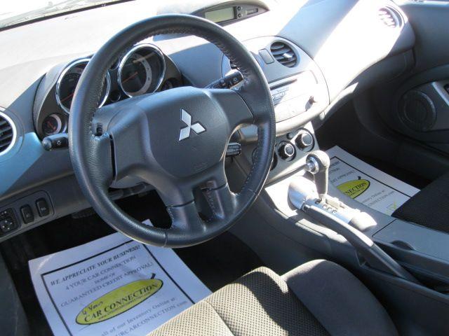 Mitsubishi Eclipse 2007 photo 5
