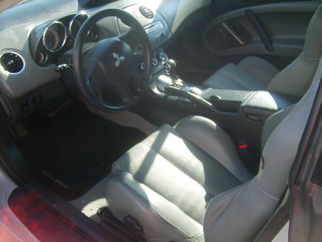 Mitsubishi Eclipse 2007 photo 2