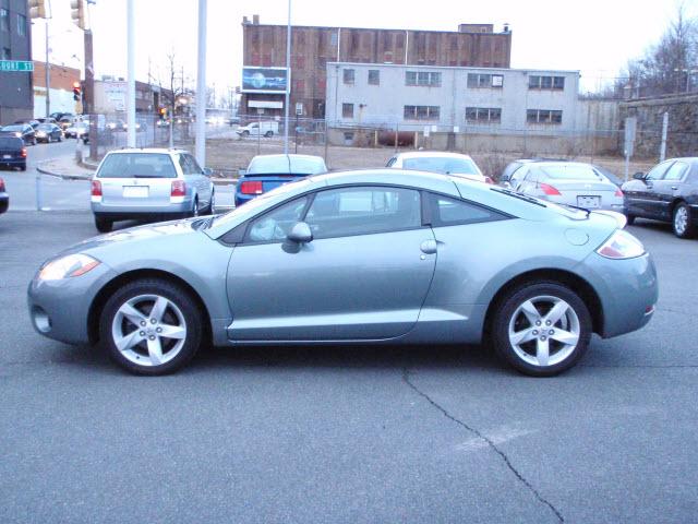 Mitsubishi Eclipse 2007 photo 3