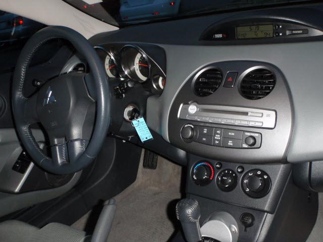 Mitsubishi Eclipse 2007 photo 5