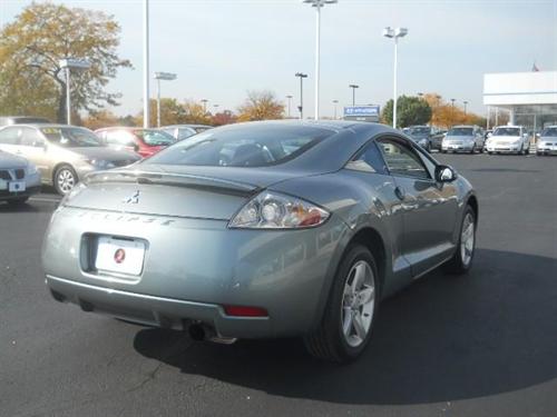 Mitsubishi Eclipse 2008 photo 3