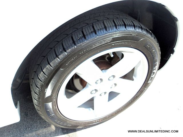 Mitsubishi Eclipse 2008 photo 4