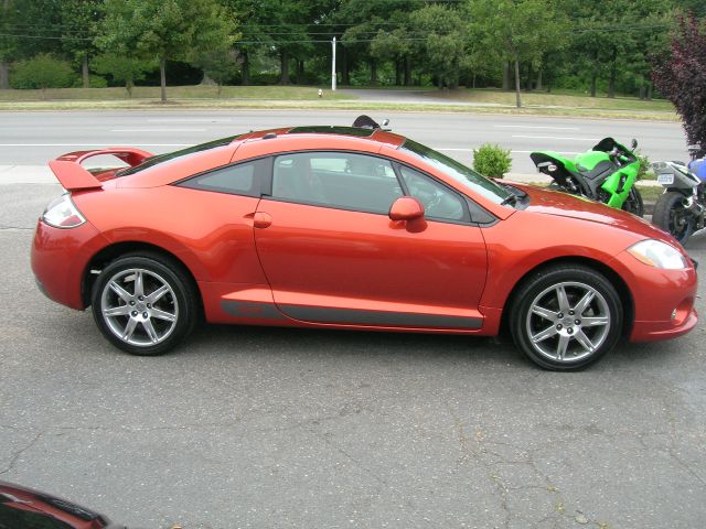 Mitsubishi Eclipse 2008 photo 10