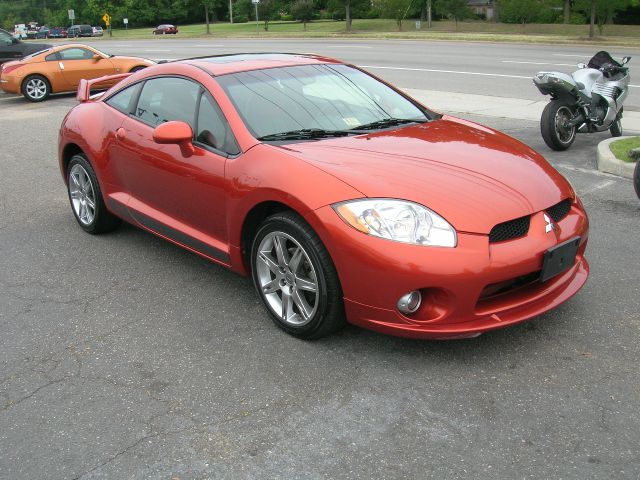 Mitsubishi Eclipse 2008 photo 2