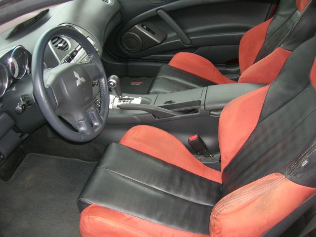 Mitsubishi Eclipse 2008 photo 3