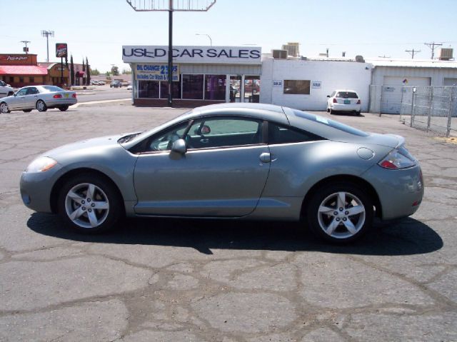 Mitsubishi Eclipse 2008 photo 4