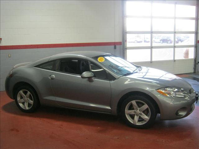 Mitsubishi Eclipse 2008 photo 3