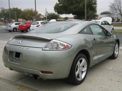 Mitsubishi Eclipse 2008 photo 2