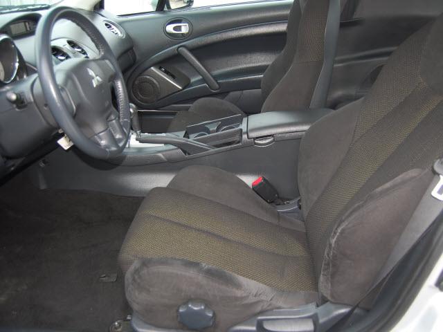 Mitsubishi Eclipse 2008 photo 5