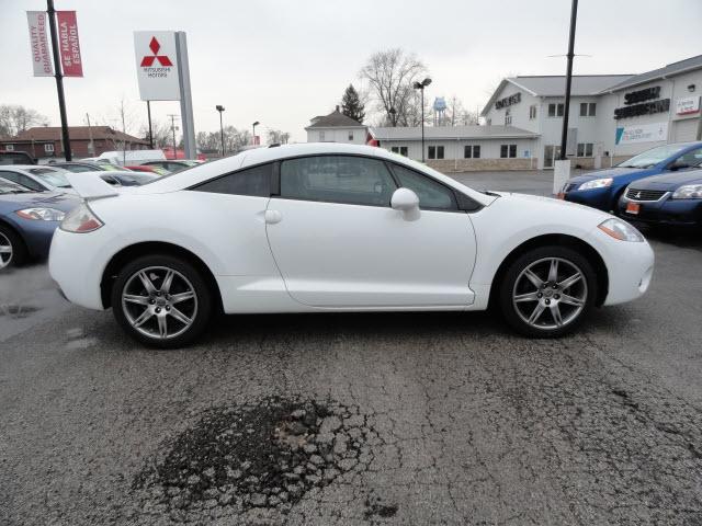 Mitsubishi Eclipse 2008 photo 4