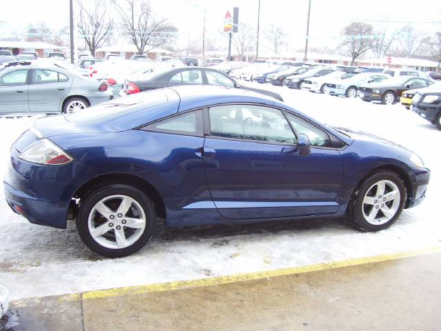 Mitsubishi Eclipse 2009 photo 4