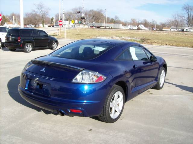 Mitsubishi Eclipse 2009 photo 3