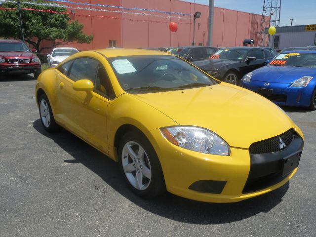 Mitsubishi Eclipse 2009 photo 2