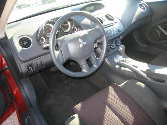 Mitsubishi Eclipse 2009 photo 3
