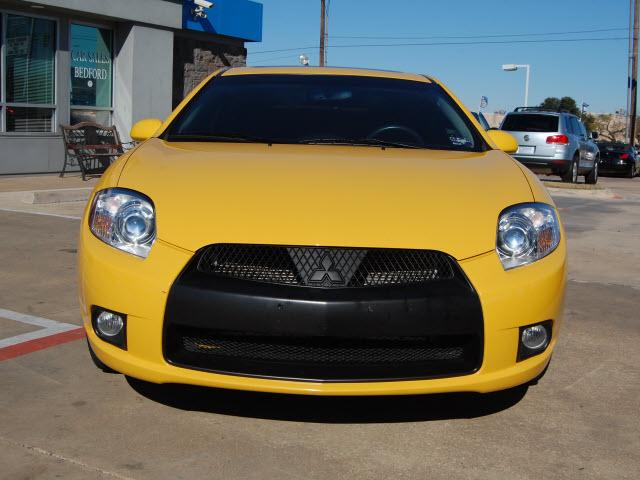 Mitsubishi Eclipse 2009 photo 1