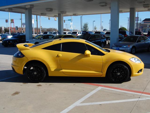 Mitsubishi Eclipse 2009 photo 3
