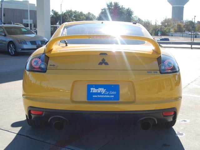 Mitsubishi Eclipse 2009 photo 5