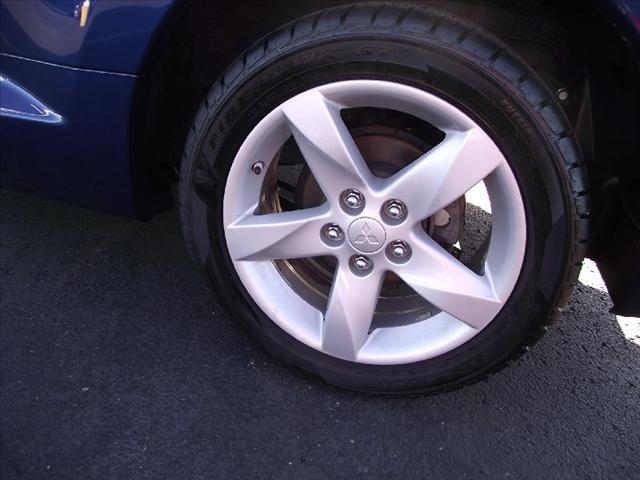 Mitsubishi Eclipse 2009 photo 3