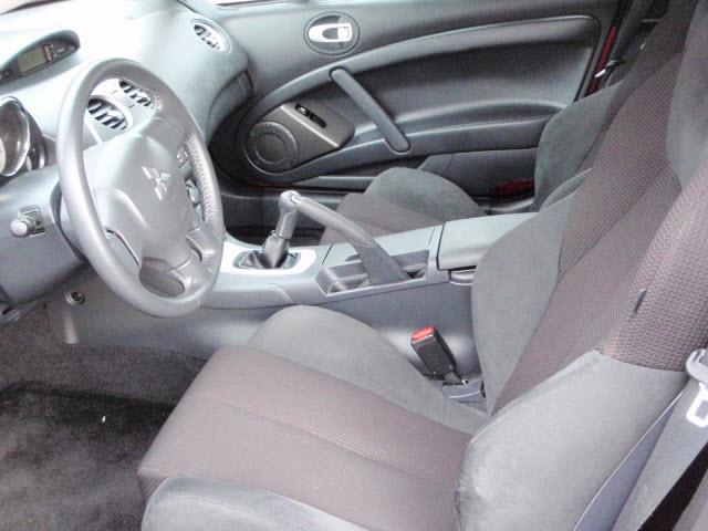 Mitsubishi Eclipse 2009 photo 3
