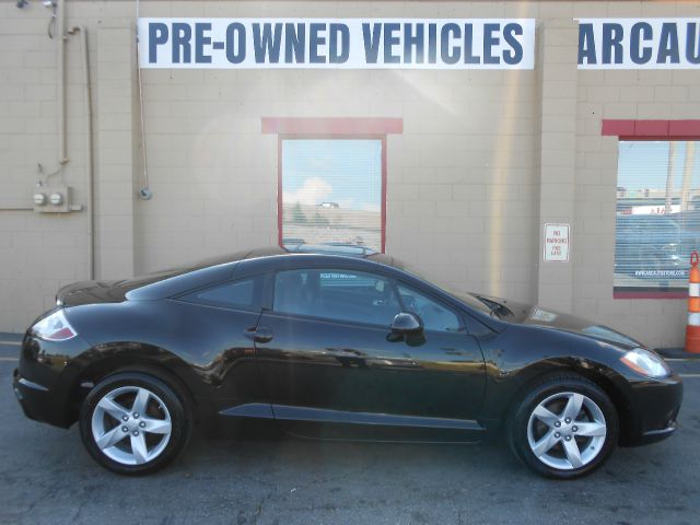 Mitsubishi Eclipse 2009 photo 2