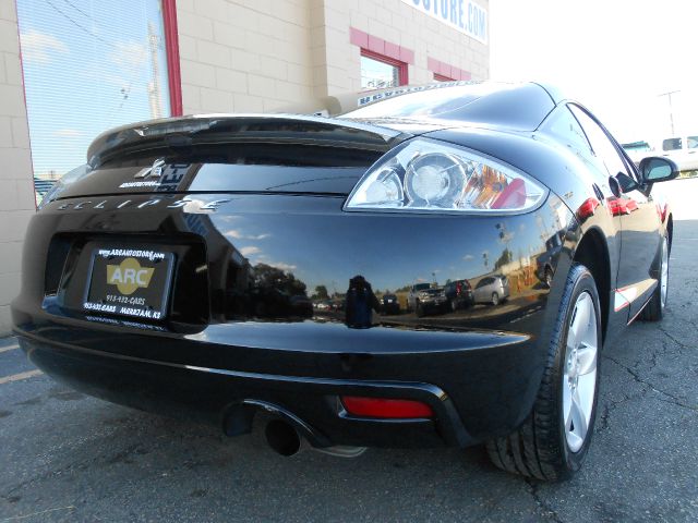 Mitsubishi Eclipse 2009 photo 3