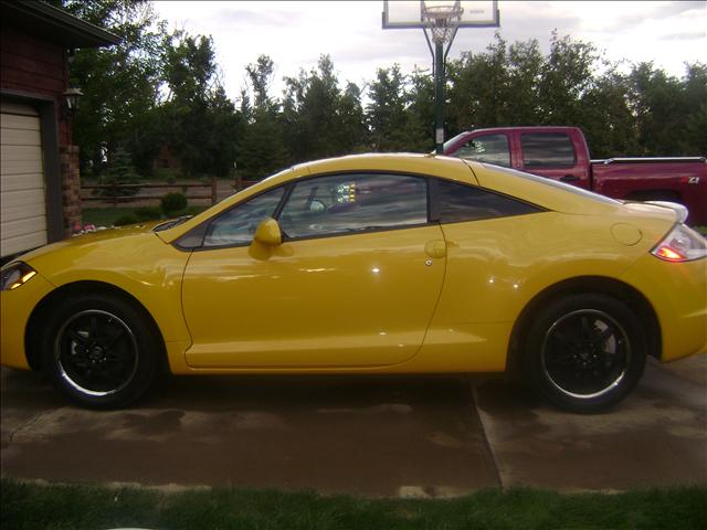 Mitsubishi Eclipse 2009 photo 2